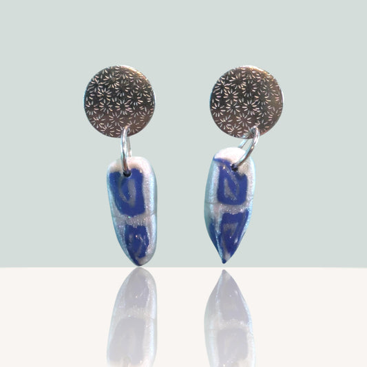 Hand-Moulded Oval Drops - Midnight Pearl