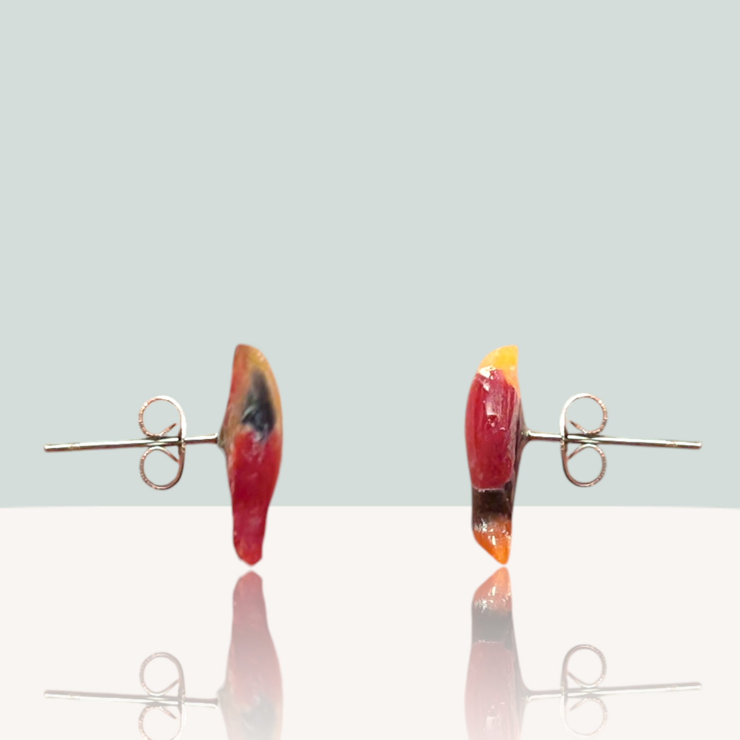 Mini Fish Studs - Fire