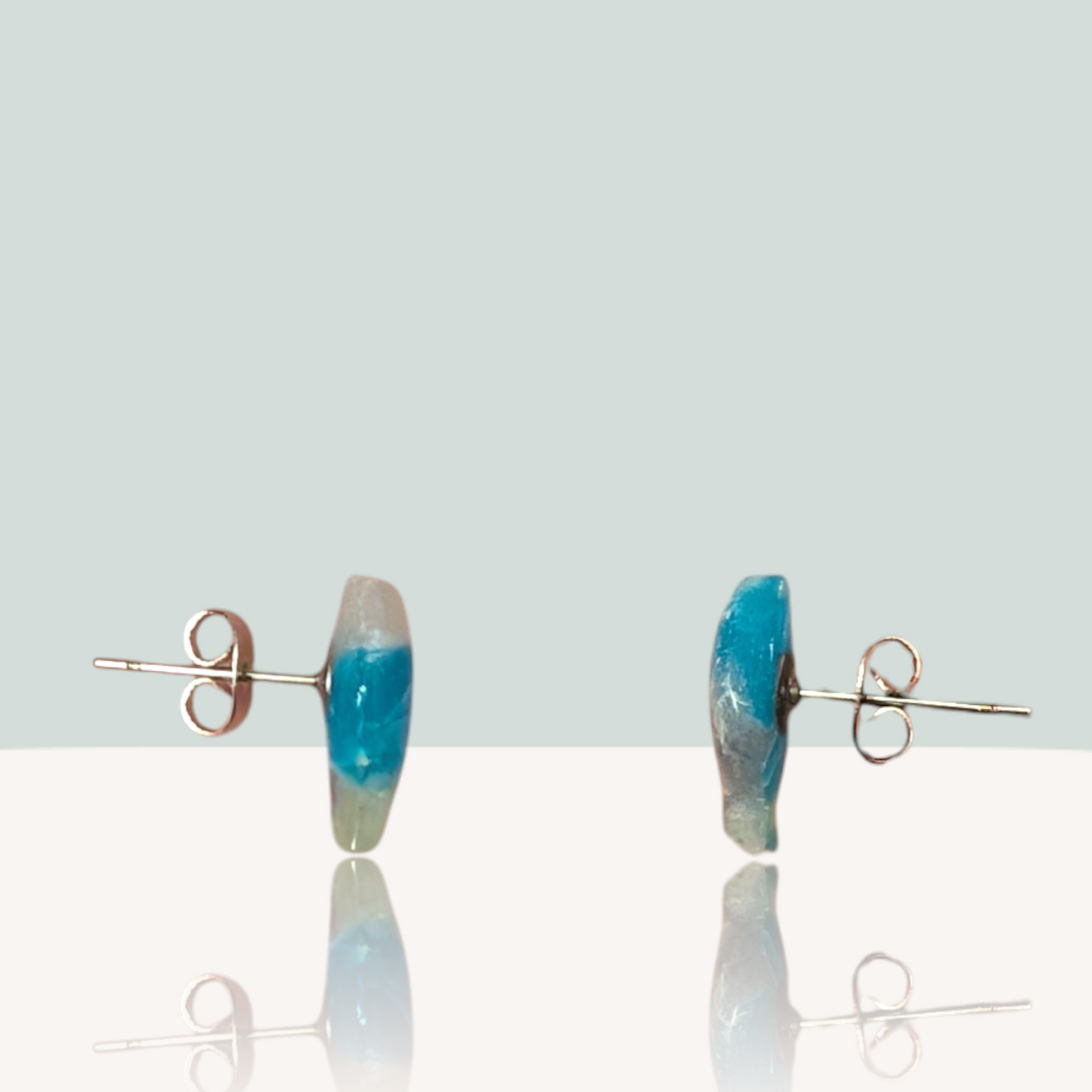 Mini Fish Studs - Air